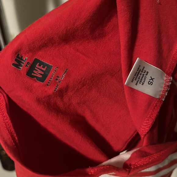 red zip up cropped halter top xs - Picture 3 of 4